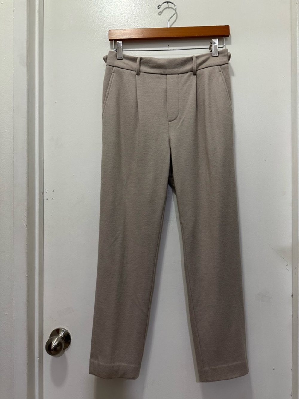 Vince Women’s Taupe Dress Pants - Neutral Tailored Trousers Sz S Wool Blend
